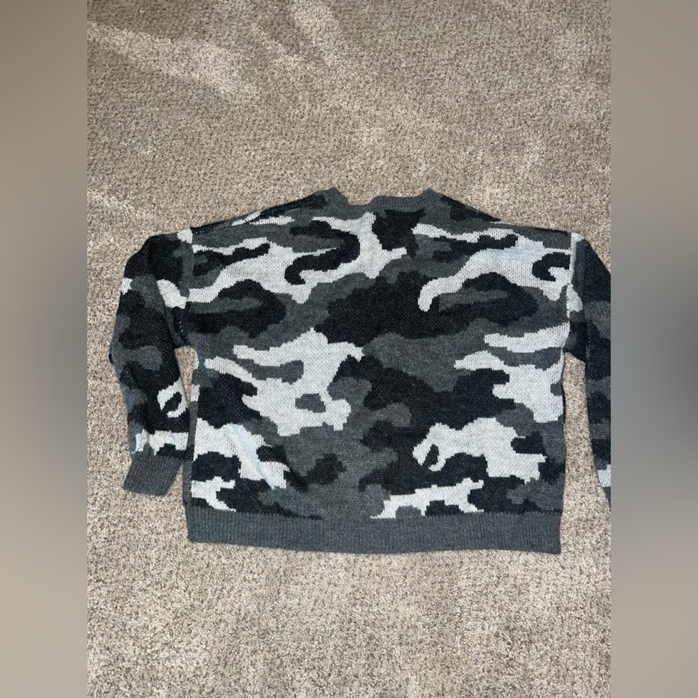 Lucky Brand Women's Camouflage Crewneck Sweater - Black and Gray - Picture 6 of 6